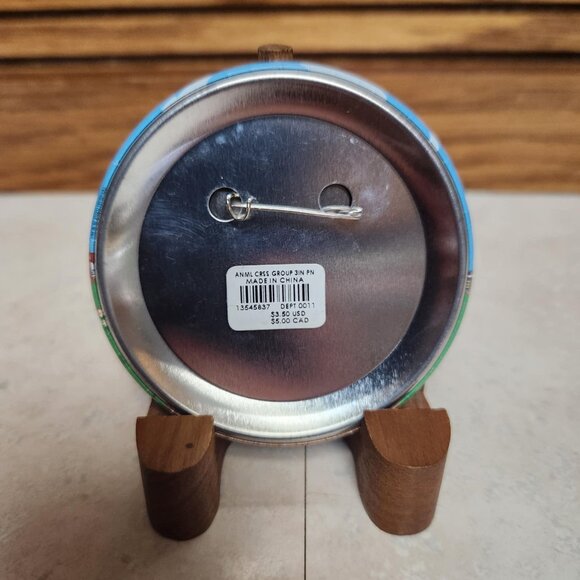 Animal Crossing 3-inch Badge Pin - Picture 2 of 2